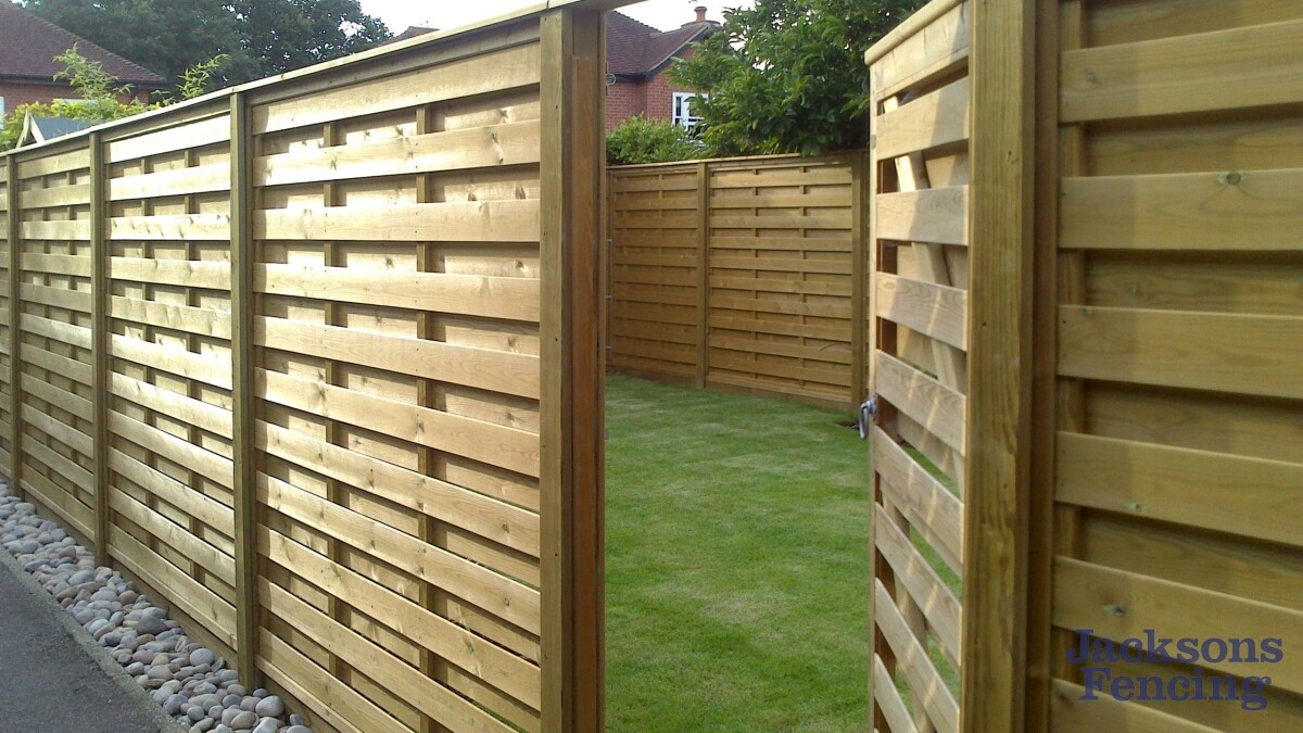 Jacksons Fencing Hit & Miss Gate Oilcanfinish Landscaping